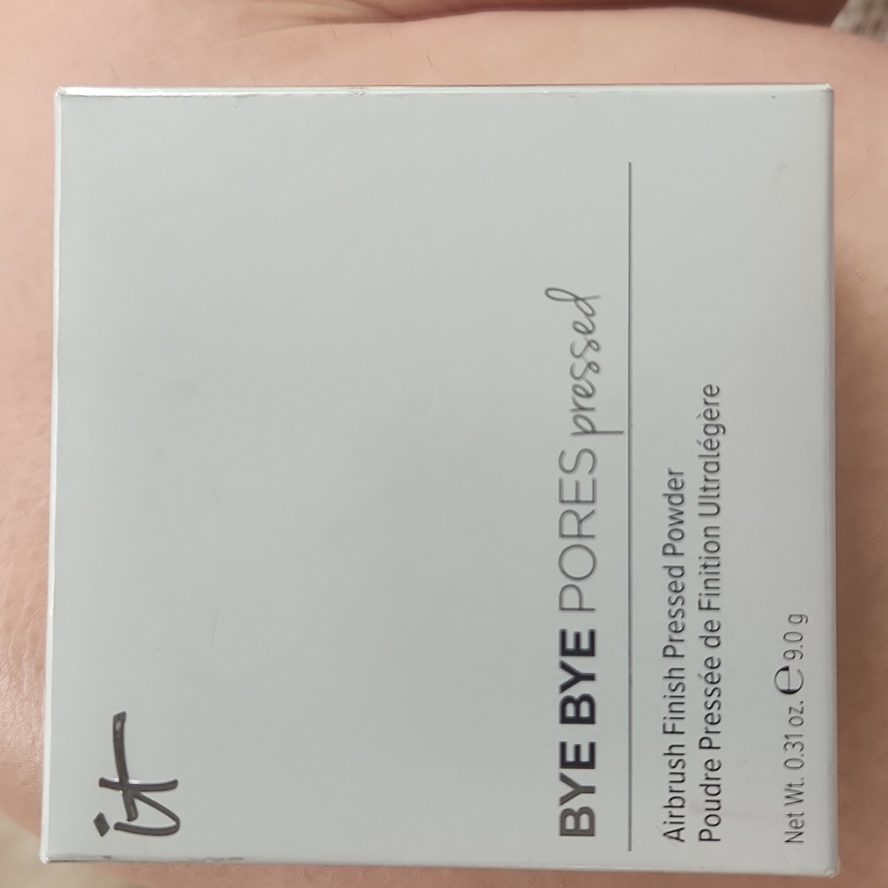 IT Cosmetics Bye Bye Pores Pressed Setting Powder Translucent